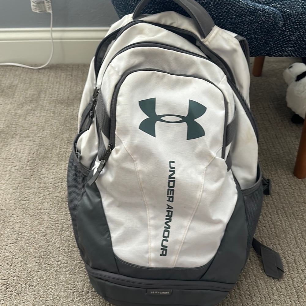 White under armor backpack